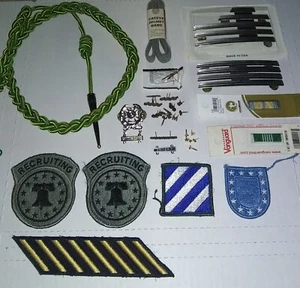Modern US Military Uniform Decorations Ribbon Bars Insignia Awards Helmet Strap - Picture 1 of 5
