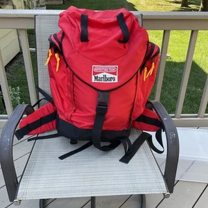 Mochila Marlboro Adventure Team Años 90 De Colección Grande Camping Senderismo Mochila DEFECTUOSA - Imagen 1 de 23