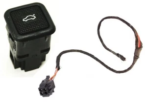 Interruptor de liberación de maletero botón y enchufe cableado coleta 93-99 VW Jetta Golf GTI MK3 - - Imagen 1 de 5