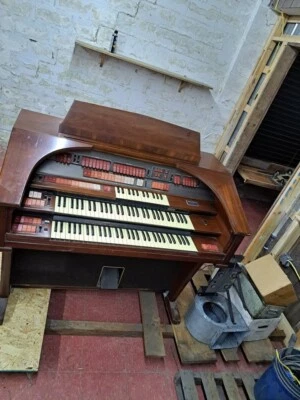 Órgano Foto 1 de 4
