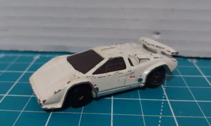 Hot Wheels Lamborghini Countach Blanco 1987 Malasia. Lambo Hot Wheels vintage - Imagen 1 de 6