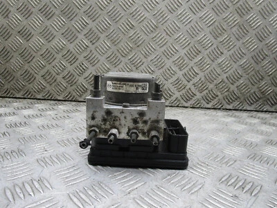 Mazda 3 SE 2015 navegación D 2,2 diésel bomba AB 285153-28053 Foto 1 de 4