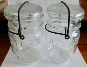 2 Vintage Atlas E-Z Seal Clear quart Canning Jars w/ Wire Bail & Glass Lids - Picture 1 of 2