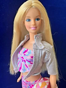Vintage 2000 Jewel Girl Barbie in Original Outfit HTF - Picture 1 of 12