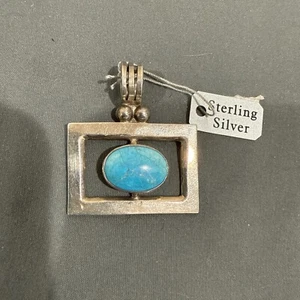 PREOWNED TURQUOISE STERLING SILVER NECKLACE CHARM - Picture 1 of 5