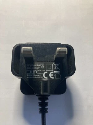 Universal AC/DC Power Supply Adapter Plug Charger Adaptor 12V 350mA - Image 1 of 3