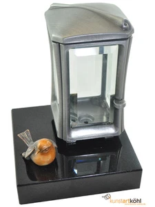 Aluminium Grave Lamp with a Bronze Bird Mounted on Granite Base - Picture 1 of 1