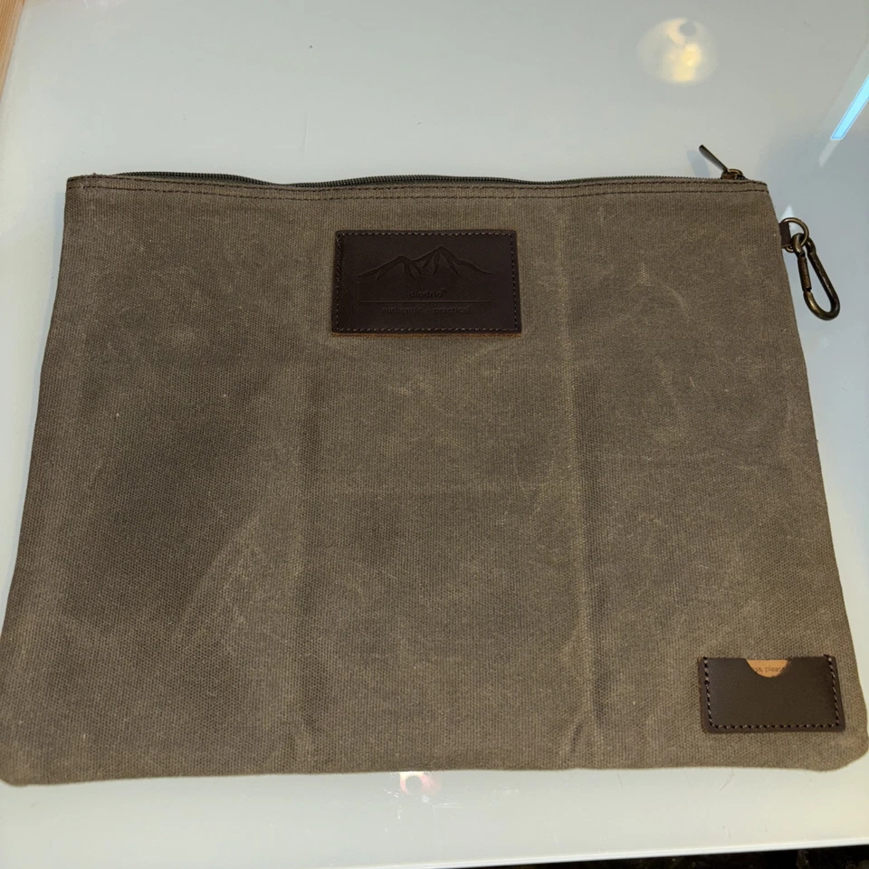 "Bolso para portátil de lona Diodrio verde caqui con detalles de cuero 14,5""X 11,5""" Foto 1 de 4