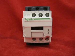 Contacteur magnétique Schneider LC1D12F7 TeSys D 12A 110V AC - Photo 1/2