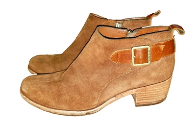 Botas femininas Kork Ease Riley no tornozelo tamanho 7,5 M couro marrom camurça - Imagem 1 de 4