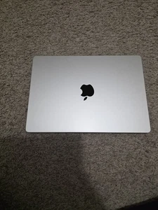 16" MacBook Pro M2 Pro | 16 GB RAM | 1 TB pamięci masowej | "Srebrny" - Zdjęcie 1 z 3