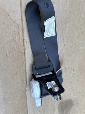 Cinturón de seguridad trasero derecho Hyundai Azera 2012-2015 negro OEM 89820-3V500 D50 Foto 1 de 4