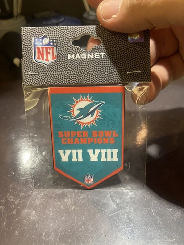Miami Dolphins 2X Banner Magnet  NFL Cover