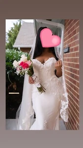 Wedding Dress - Picture 1 of 4