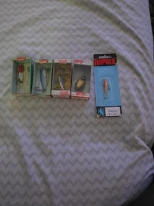 Vintage 4 Heddon Lures/1 Rapala Lure - Picture 1 of 6