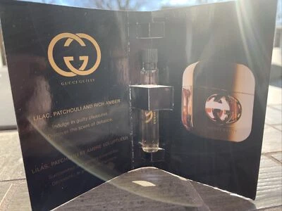 2 frascos de muestra de perfume Gucci Guilty Eau de Toilette. 1,5 ml./0,05 fl. oz. CARDADO Foto 1 de 3
