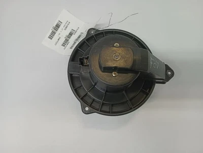 Двигатель вентилятора от 2004 Dodge Ram 2500 12211422 - Изображение 1 из 4