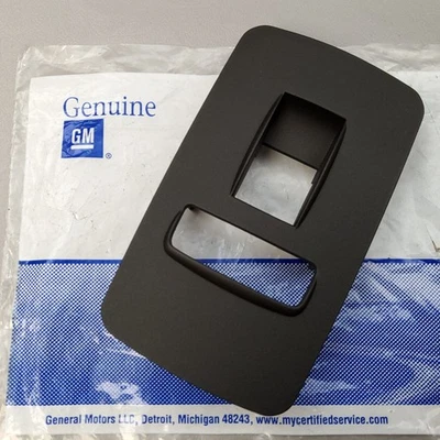 New Genuine GM Black Ebony Passenger Switch Mount Panel For 07-10 Saturn Outlook - Imagem 1 de 4