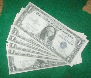 (6) consecutive misaligned uncirculated 1935-C, U.S. $1 ONE DOLLAR notes bills - Picture 1 of 4