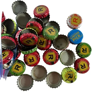 100 Lot Reds Apple Ale Cider Beer Bottle Caps Crowns - Picture 1 of 1