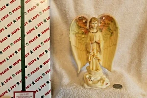 House of Lloyd Angel's Embrace Angel with Hinged Wings Figurine - Picture 1 of 4