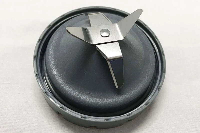 Genuine Kenwood Smoothie2go / Blend X BLP31 BLP41 Blade Base Assembly with Seal - Image 1 of 1