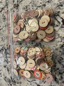 Lot of 200 Wooden Art Buttons 25mm 2 Hole Mixed Color Vintage DIY Sewing Crafts - Picture 1 of 3