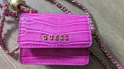 GUESS Damen Umhängetasche MINI Kroko Pink Gold UNGETRAGEN - Bild 1 von 3