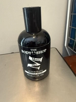 The Body Shop Mayormente Hombres Aftershave Mayormente Musk 3.5 Fl Oz Descontinuado 3/4 Completo Foto 1 de 4