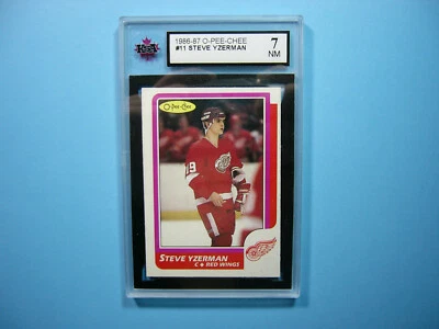 1986/87 O-PEE-CHEE NHL HOCKEY CARD #11 STEVE YZERMAN KSA 7 NM SHARP+ 86/87 OPC - Image 1 of 2