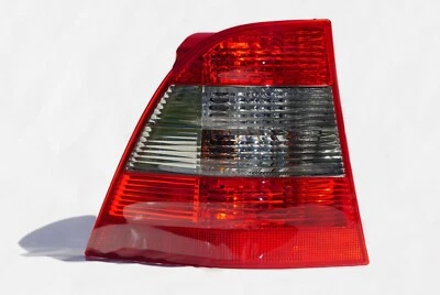  Conjunto de luz trasera izquierda conductor mercedes-benz ml, w163 original 1638202364 Foto 1 de 4