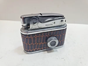 Working 1950’s VINTAGE PIN UP PEEP SHOW-Move VIEWER LIGHTER - 16 Images 6763/34 - Picture 1 of 14