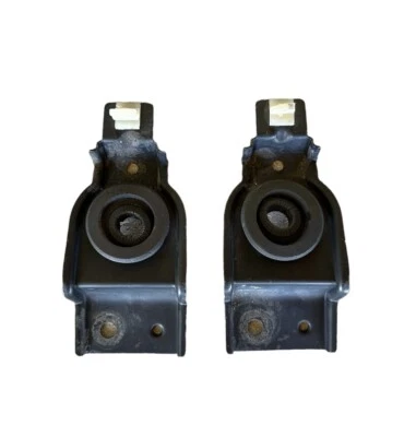 Soporte de montaje superior para radiador Nissan 300ZX Z32 1990-96 OEM. Par Foto 1 de 4