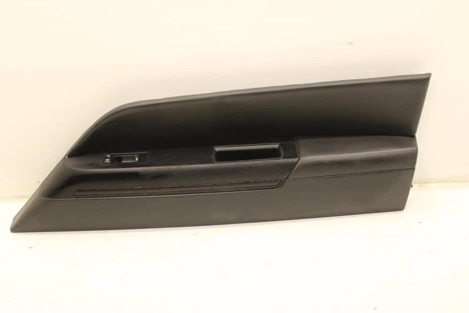 Jeep Patriot Sport SE 2014-2017 FR refuerzo de puerta derecha con interruptor de ventana 5SB482DVAB Foto 1 de 4