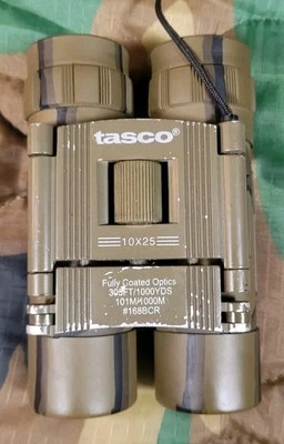 TASCO 10×25 CAMO SMALL HUNTING BINOCULARS - Image 1 of 4