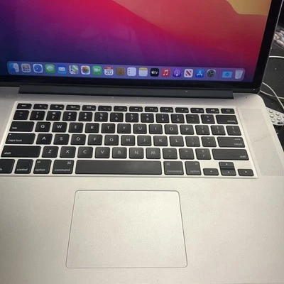 Apple Macbook Pro 2014 15 pollici 8 GB-128 GB - Immagine 1 di 4