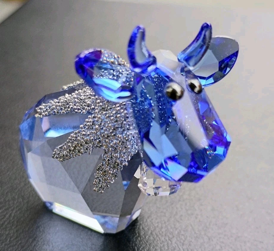 Swarovski Crystal Figurines Cow for sale | eBay