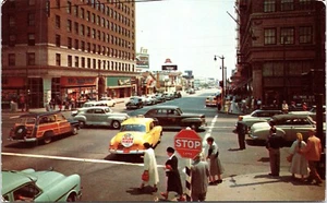 Hollywood, California Postcard Hollywood & Vine Vintage Cars, People Street View - Picture 1 of 5