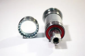 FSA RPM BB-7420 Square Taper Cycle Bottom Bracket Sealed Bearing JIS 68x118mm - Picture 1 of 4