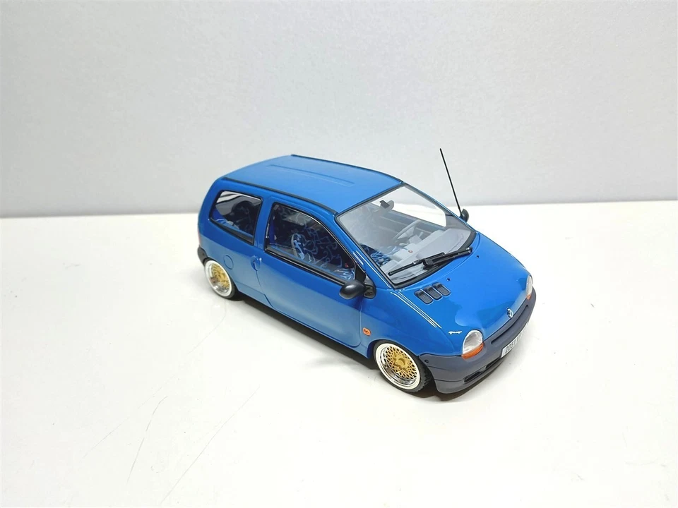 Renault Twingo Tuning BBS Blu del 1995 - 1/18 Artigianale base Norev - Immagine 1 di 4