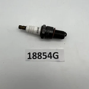 EYQUEM 750L Zündkerze / Zünd Kerze / Spark Plug - G18854 - Picture 1 of 9