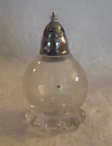 Coctelera de vidrio vintage sal pimienta con tapa decorativa de 3,5" de alto - Imagen 1 de 3