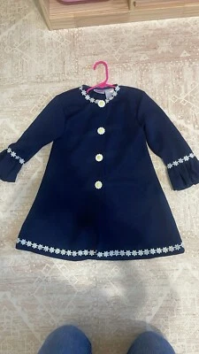 Blueberi Boulevard Azul Marino Margarita Botón + Ribete Abrigo Niñas 5 Años Antiguo Foto 1 de 4