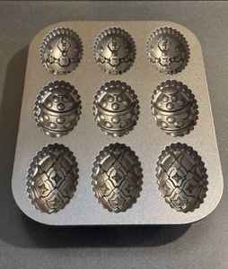 Nordic Ware Easter Egg Baking Mold Muffin Mini Cake Cast Aluminum Pan USA - Picture 1 of 6