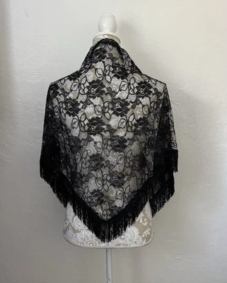 Cachecol vintage Mantilla igreja latina xale de renda triângulo franja preta 58” comprimento - Imagem 1 de 4