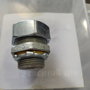 Hubbell/Raco 3403-8 unisolierter flüssigkeitsdichter gerader Verbinder 3/4" #263677 - Bild 1 von 6