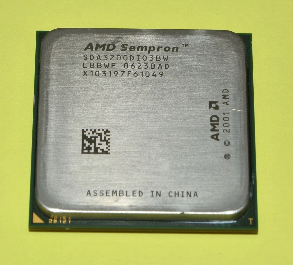 AMD Sempron 3200+ 1.8 gHz Processor *Used, Working* SDA3200DIO3BW - Image 1 of 2