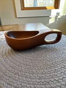 Vintage Primitive Style Wooden Hand Carved Scoop Bowl Cup with Handle - Picture 1 of 7