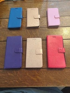 Lotto Lavoro Di Varie Custodie iPhone.  - Foto 1 di 2