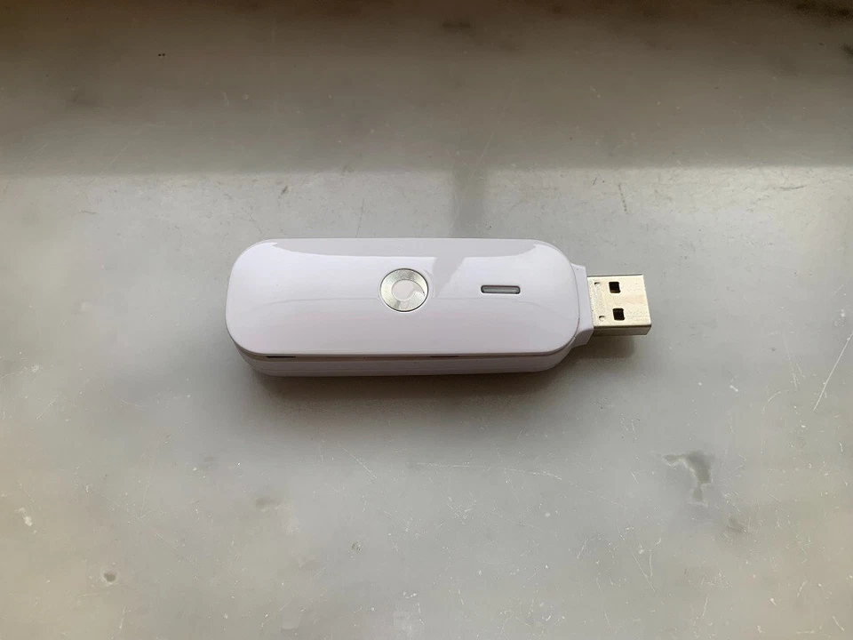 CHIAVETTA INTERNET MODEM USB VODAFONE MOBILE BROADBAND K3806-Z OFFERTA - Immagine 1 di 1